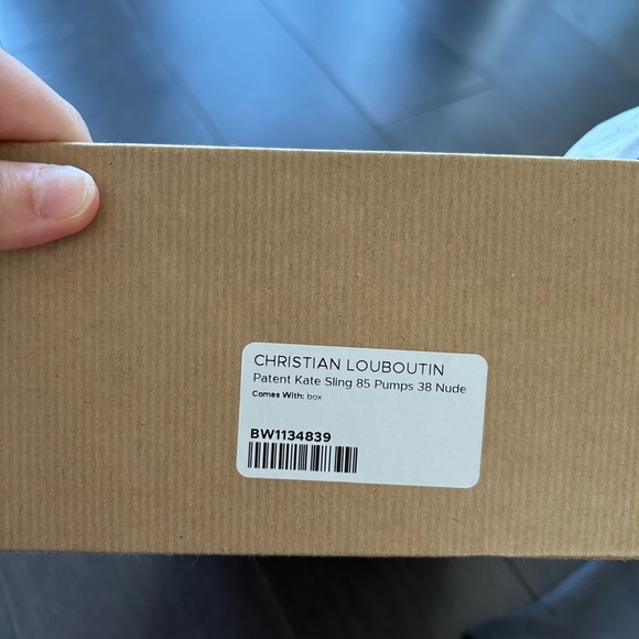 christian louboutin patent kate sling 85 nude - Picture 6 of 7